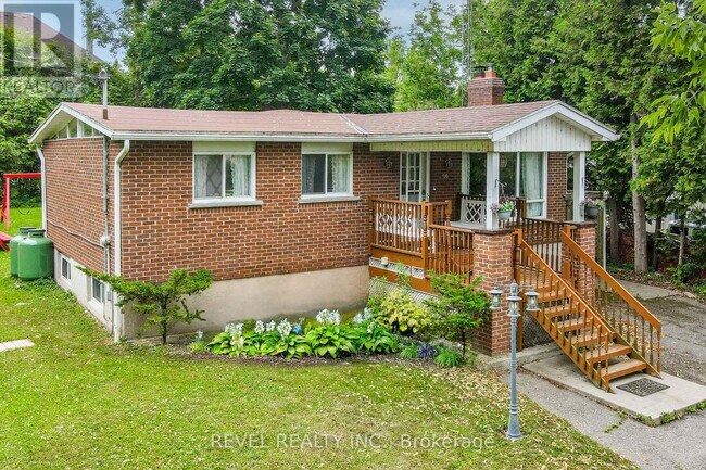 99 Bowen Rd in Kawartha Lakes, ON - Building Photo - Building Photo