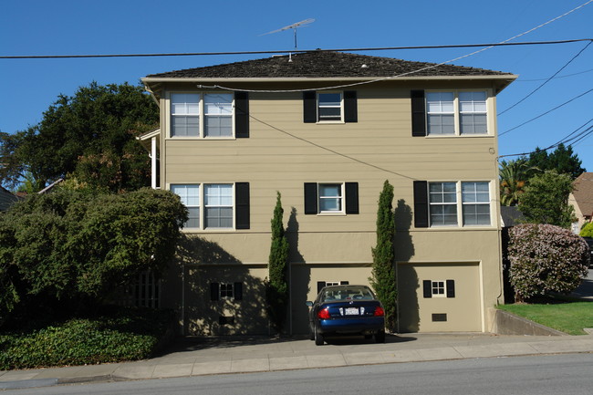 424 Williams in San Mateo, CA - Foto de edificio - Building Photo