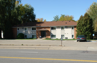 3317 Douglas Dr N in Minneapolis, MN - Building Photo - Building Photo