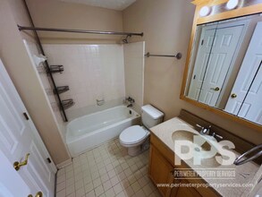 2950 Lexington Trace Dr in Smyrna, GA - Building Photo - Building Photo