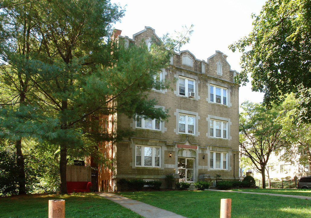 419 Farmington Ave in Hartford, CT - Building Photo