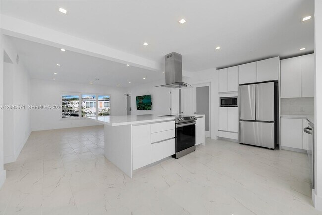 property at 3909 Garden Ave