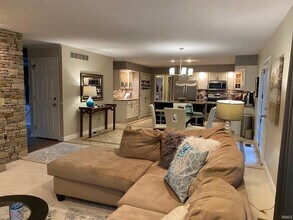 2206 E Autumn Dr in Bloomington, IN - Building Photo - Building Photo