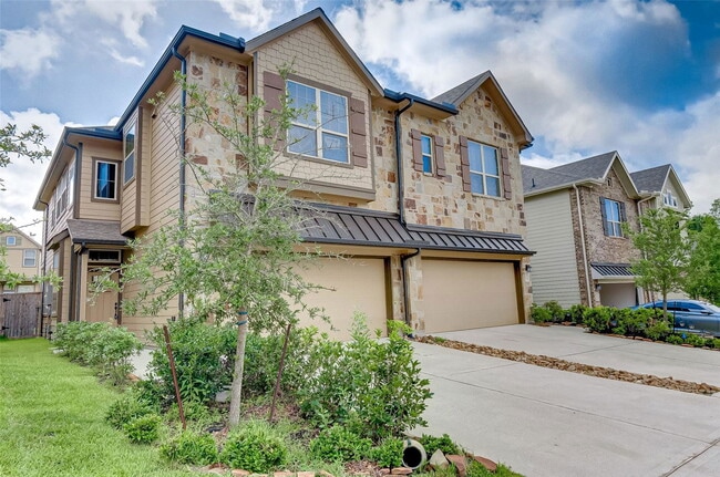 property at 119 Mimosa Silk Ct