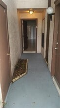 2912 S Semoran Blvd in Orlando, FL - Building Photo - Building Photo