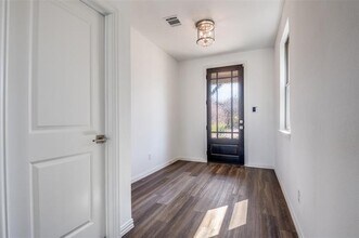 1438 Martingale Ln in Forney, TX - Foto de edificio - Building Photo