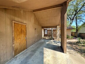 1004 Milford Way in Austin, TX - Foto de edificio - Building Photo