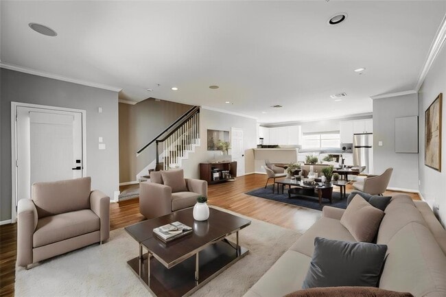 property at 17 Waugh Dr