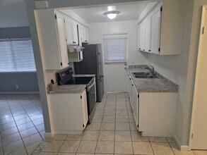 2601 Spinnaker Ave in Port Hueneme, CA - Building Photo - Building Photo