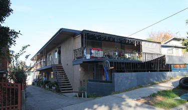 4957 Gambier St in Los Angeles, CA - Building Photo - Building Photo