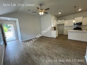 9616 SW 25th St in Oklahoma City, OK - Building Photo - Building Photo