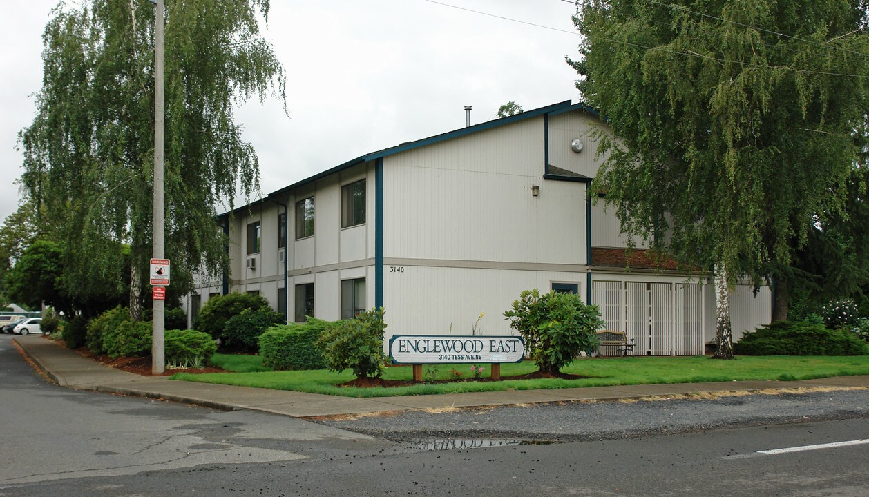 Englewood East Apartments in Salem, OR - Foto de edificio