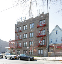 840 E 226th St in Bronx, NY - Building Photo - Building Photo