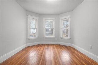 4 Bailey St, Unit 1 in Boston, MA - Building Photo - Building Photo