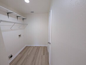 11726 Rolling Stream Dr in Tomball, TX - Building Photo - Building Photo