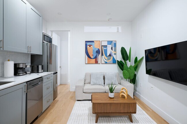 1290 1st Ave. in New York, NY - Building Photo - Building Photo