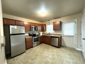 286 Caldwell Loop in Jacksonville, NC - Building Photo - Building Photo