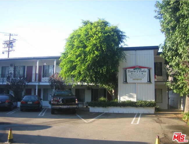 property at 14435 Tiara St