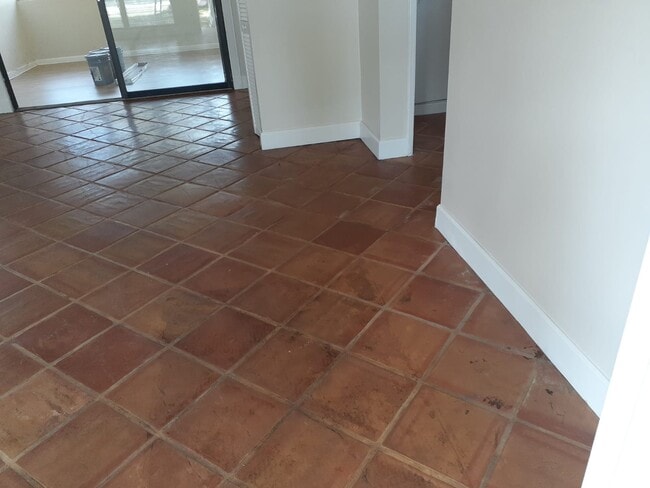 223 SW 14th Pl in Deerfield Beach, FL - Building Photo - Building Photo