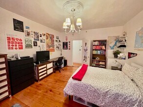 808 Parker St, Unit 2 in Boston, MA - Building Photo - Building Photo