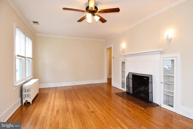 property at 930 N Danville St