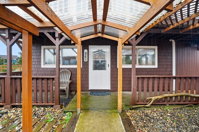 941 Starfish Ct SW in Ocean Shores, WA - Building Photo - Building Photo