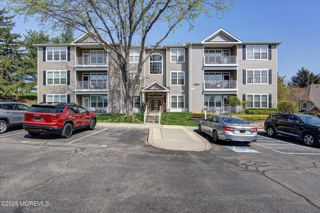 property at 112 Shinnecock Dr