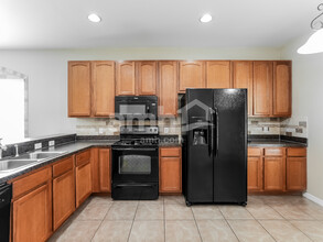 3900 Trapnell Ridge Dr in Plant City, FL - Building Photo - Building Photo