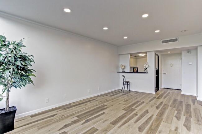 property at 2701 Westheimer Rd