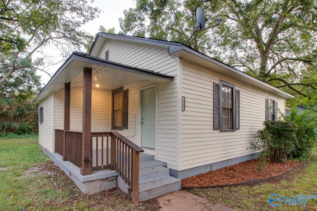 3501 Dubose St SW in Huntsville, AL - Building Photo