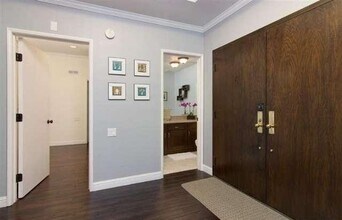10640 Wilkins Ave in Los Angeles, CA - Building Photo - Building Photo