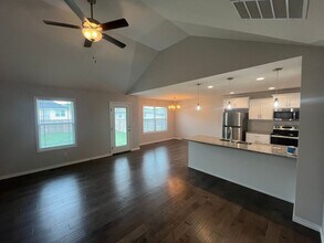 4387 W Skyler Dr in Springfield, MO - Building Photo - Building Photo