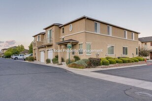 1291 Toscana Way in Carson City, NV - Building Photo