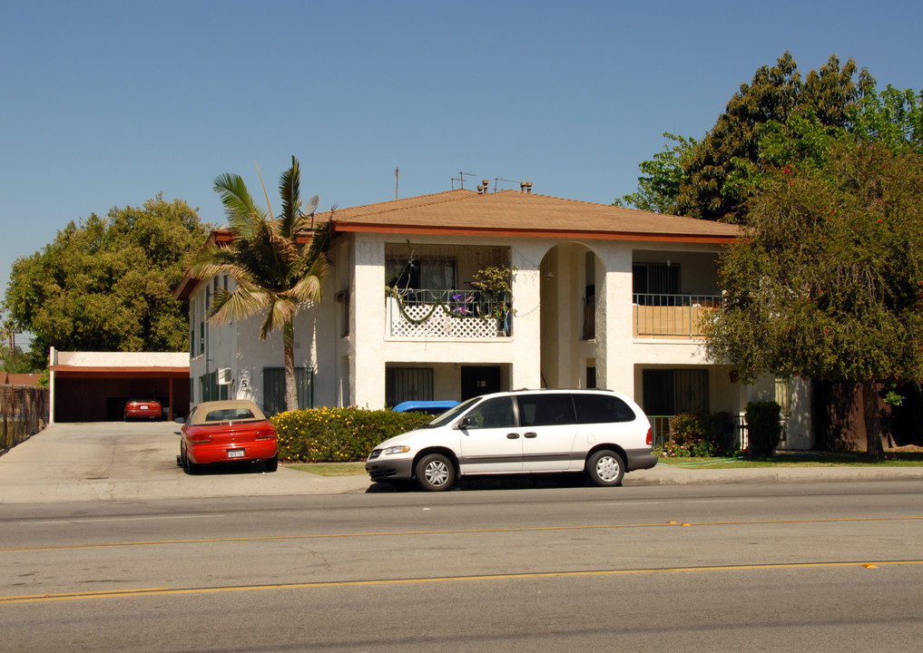 3535 Durfee Ave in El Monte, CA - Building Photo