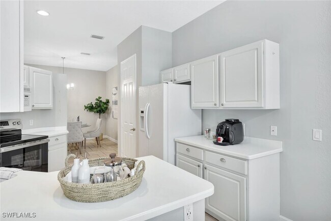 property at 6119 Manchester Pl