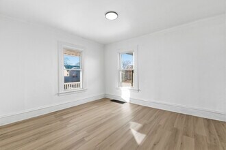 6531 Plymouth Ave in University City, MO - Foto de edificio - Building Photo