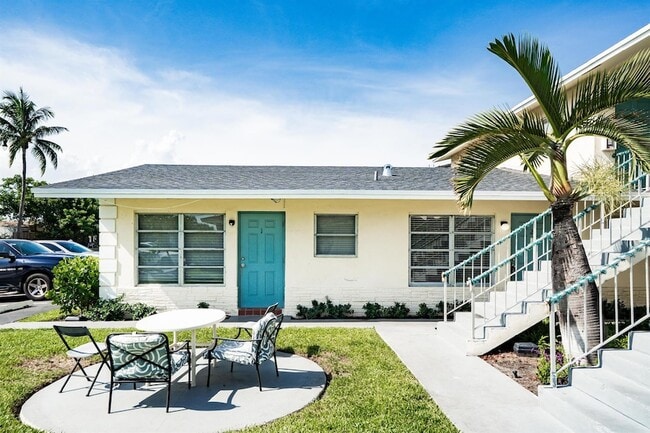 3420 NE 16th Terrace, Unit 1-4 in Pompano Beach, FL - Building Photo - Building Photo