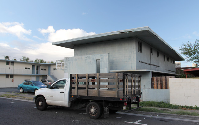 2633 Laau St in Honolulu, HI - Building Photo - Building Photo