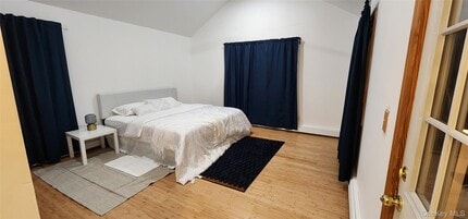 150 E Walnut St in Long Beach, NY - Building Photo - Building Photo