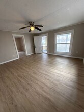 1507 N Farmer Ave in Springfield, MO - Building Photo - Building Photo