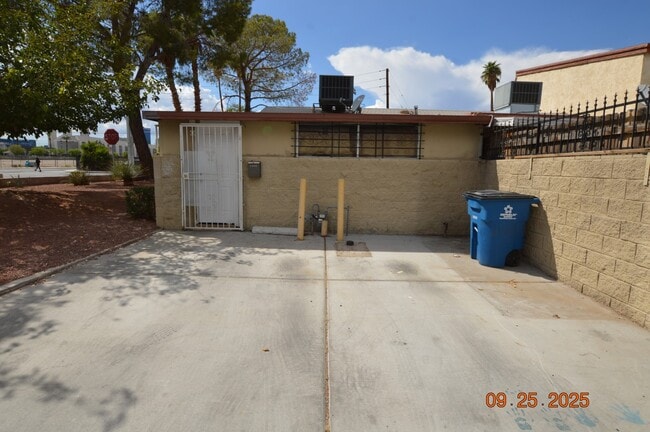 property at 3980 Palos Verdes St