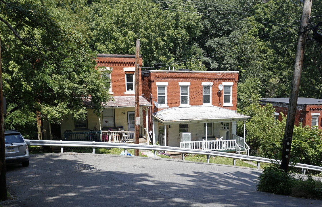 Balsam St Apartments in Pittsburgh, PA - Building Photo