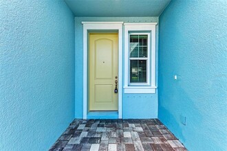 314 Via Anina Dr in Sarasota, FL - Building Photo - Building Photo