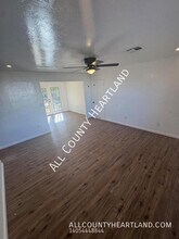 804 NW 23rd St in Moore, OK - Building Photo - Building Photo