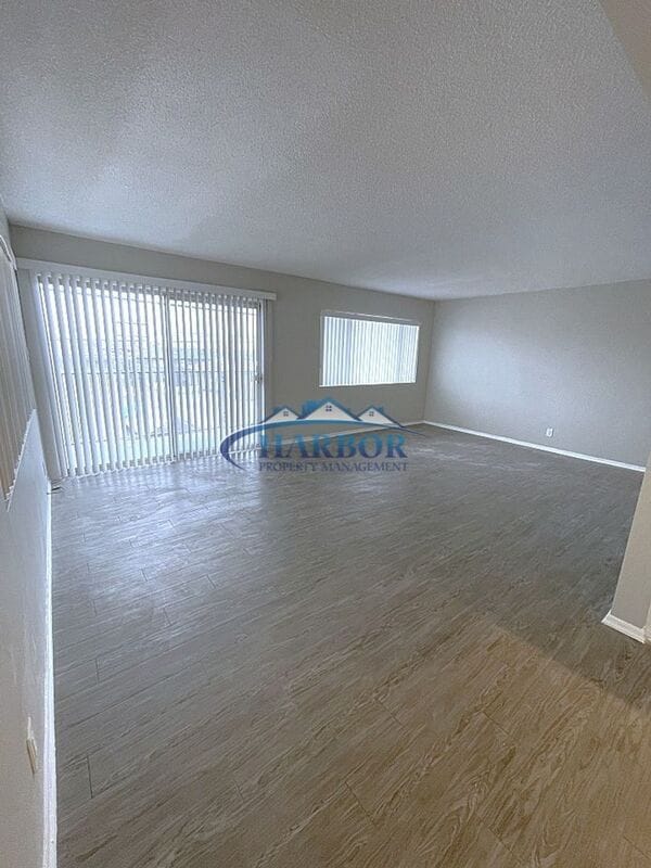 822 S Leland St in Los Angeles, CA - Building Photo - Building Photo