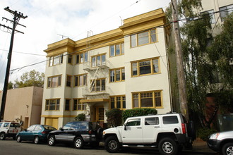 445 Staten Ave in Oakland, CA - Building Photo - Building Photo