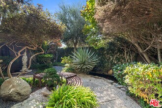 1954 Federal Ave in Los Angeles, CA - Building Photo - Building Photo