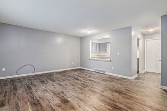 224 E Washington St in Belton, MO - Building Photo - Building Photo