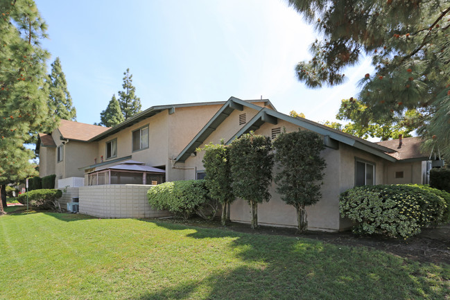 Centaur Villas in El Cajon, CA - Building Photo - Building Photo