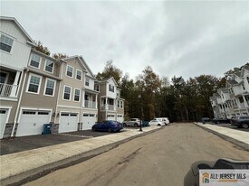 118 Myrtle Rd in Warren, NJ - Building Photo